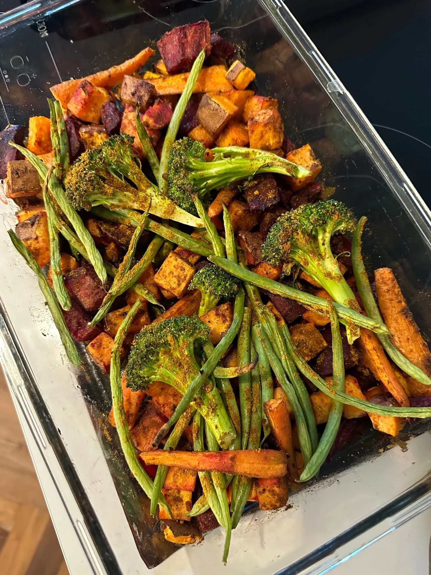 Curry-Ofengemüse in der Form