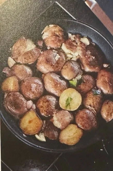 Zerdrückte Kartoffeln in der Pfanne